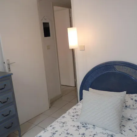 Sleeps 5 Air Con Wifi *